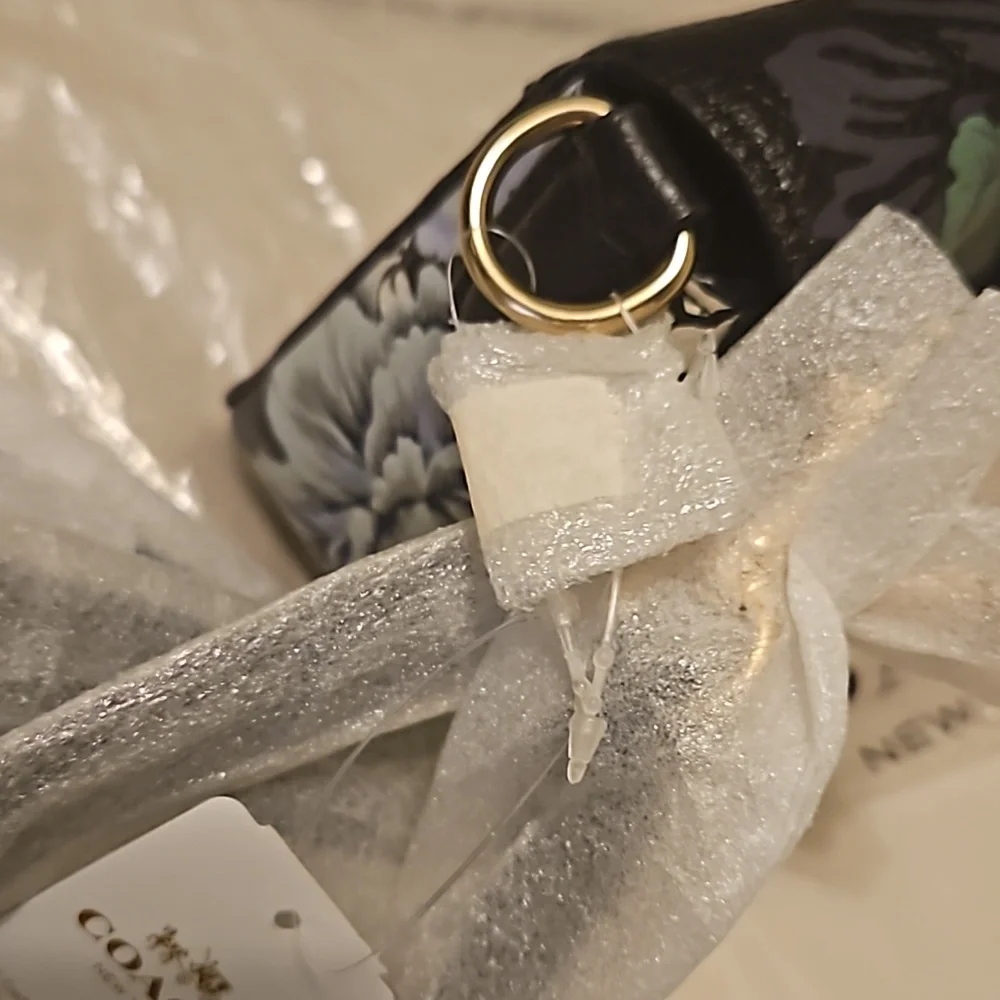 NWT COACH KAFFE FASSET BAG - Picture 12 of 17